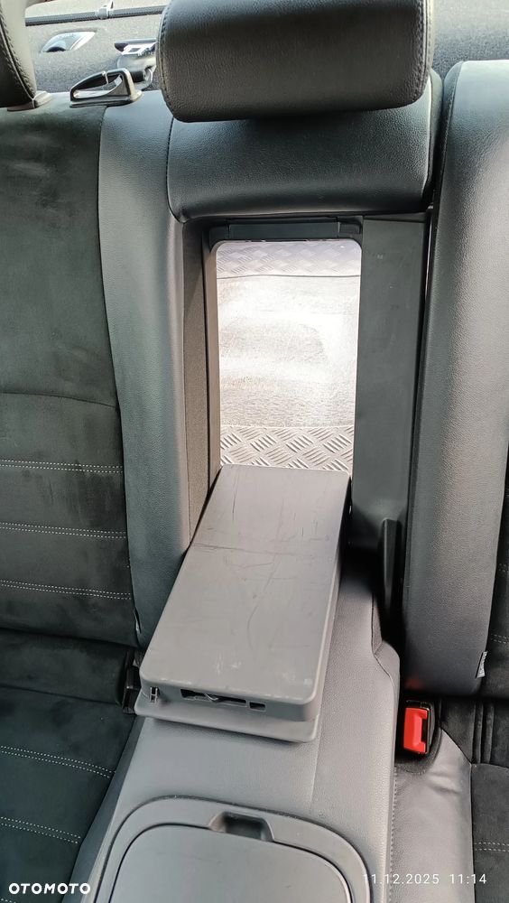 Toyota Avensis 1.8 Premium - 31