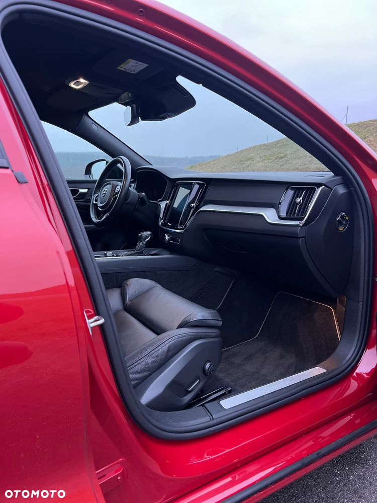 Volvo S60 T4 R-Design - 7