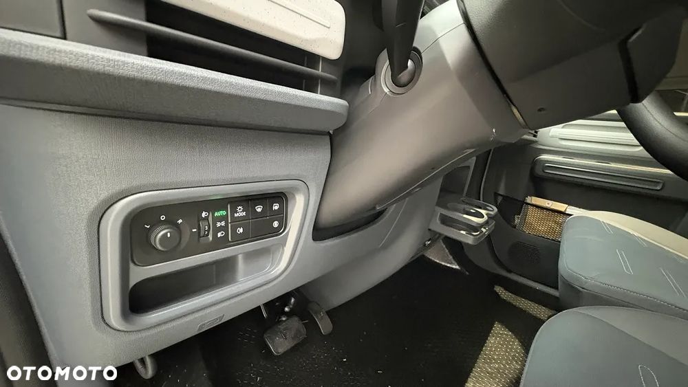 Maxus e-Deliver 5 - 13