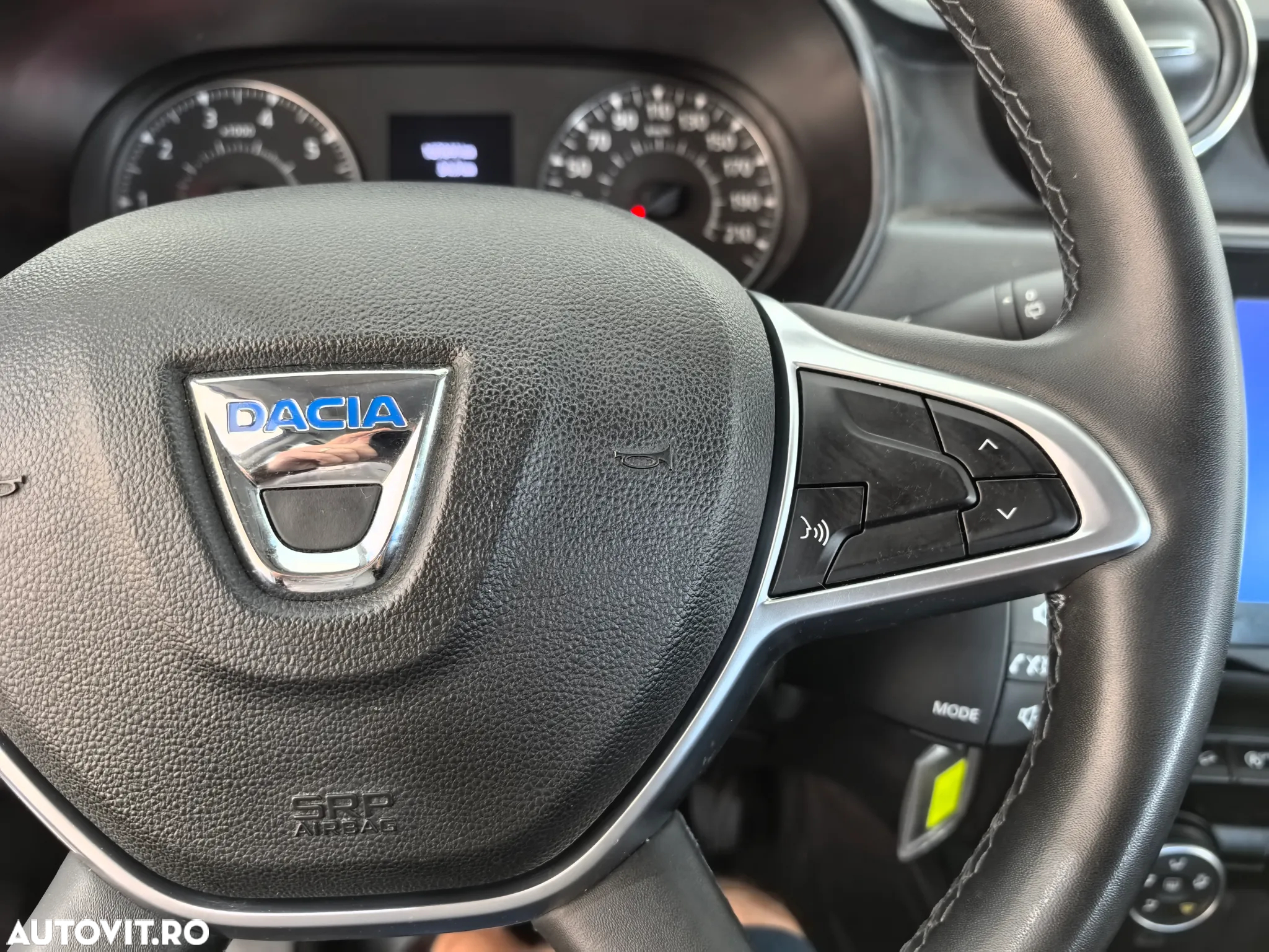 Dacia Duster 1.5 Blue dCi 4WD Essential - 16