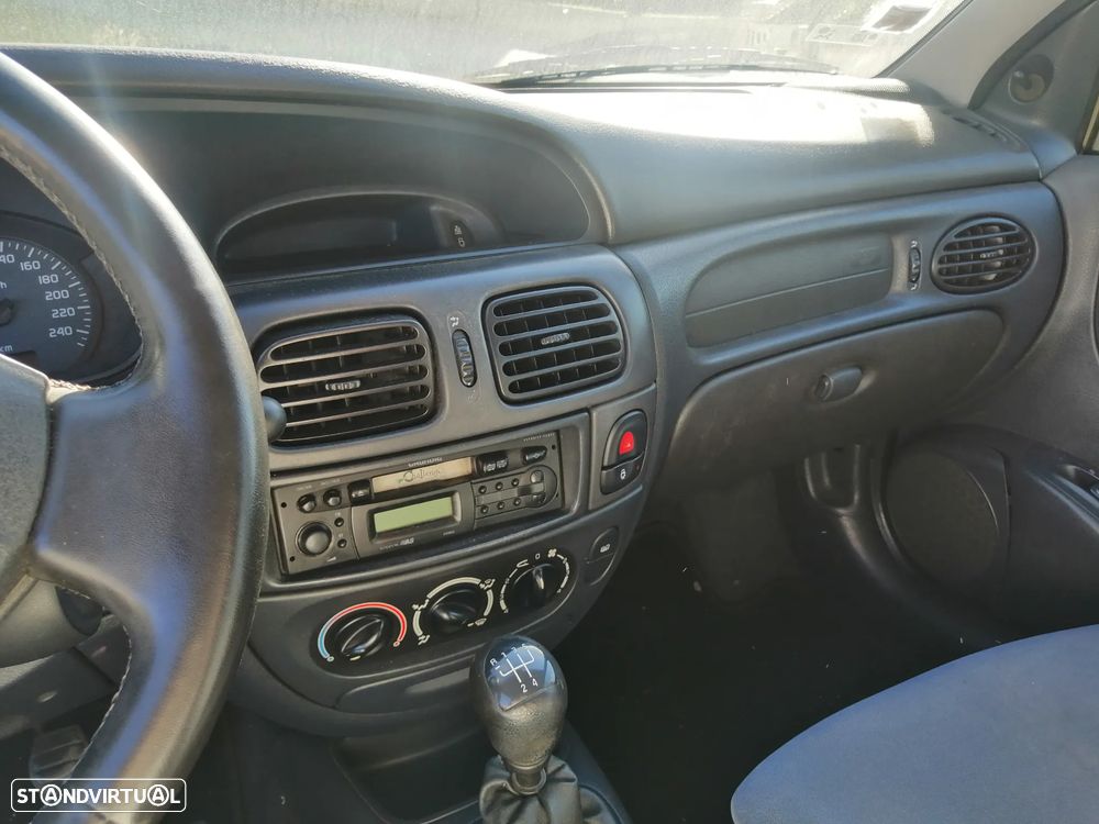 Renault Mégane - 9