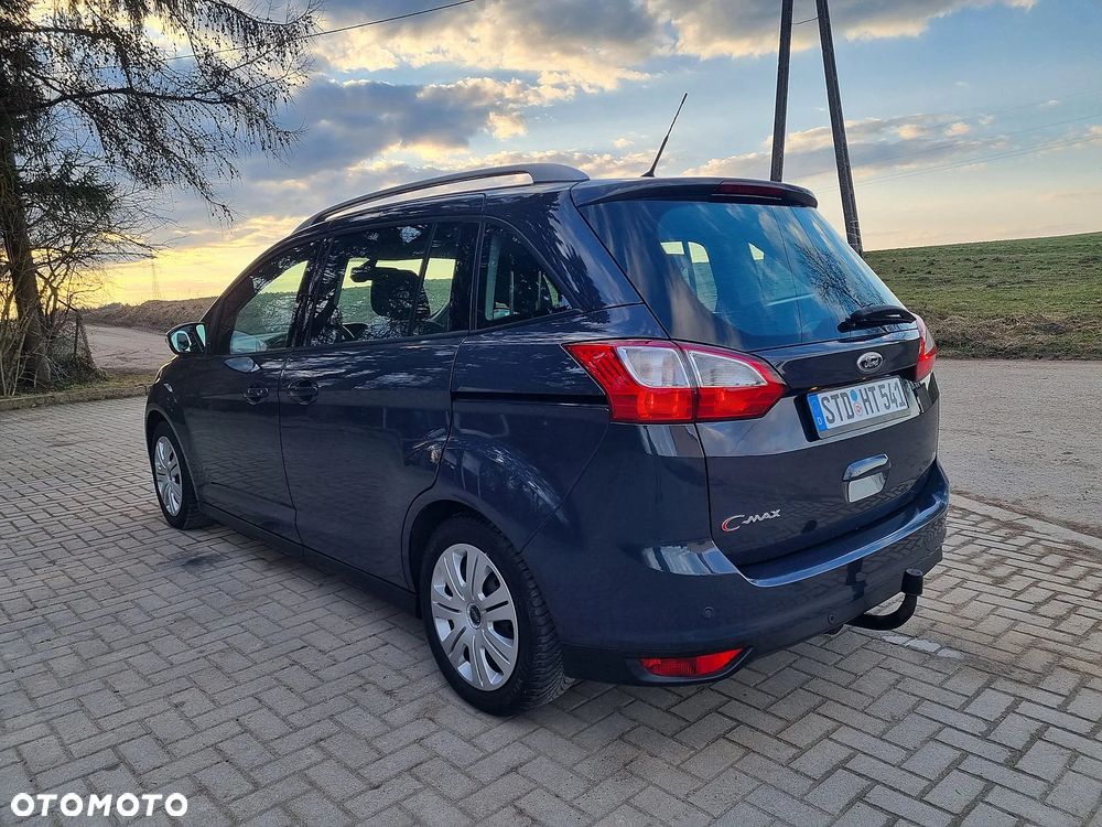 Ford Grand C-MAX - 3