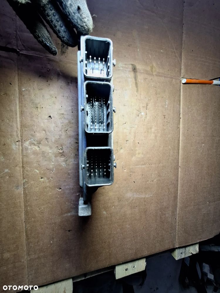 fiesta  MK7 1.25 komputer silnika  BV21-12A650-FD  (3/1) - 2