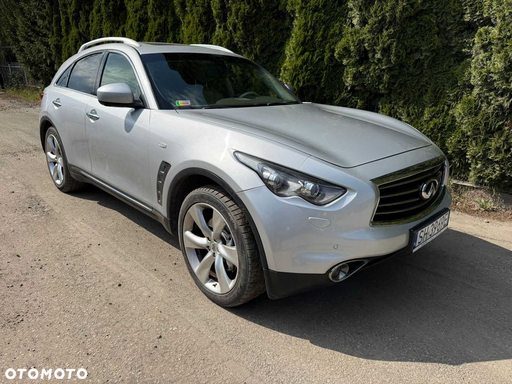 Infiniti FX - 1