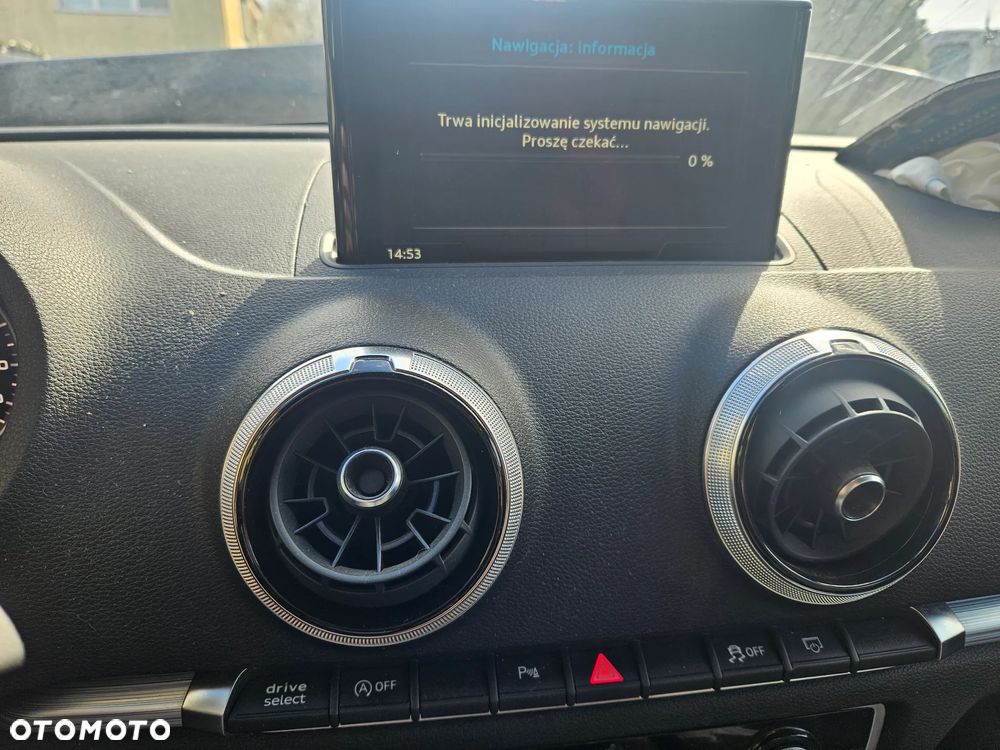 Audi A3 Sportback 35 TFSI S tronic - 15