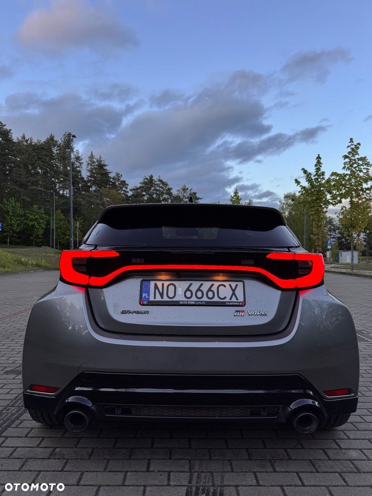 Toyota GR Yaris 1.6 Dynamic - 6