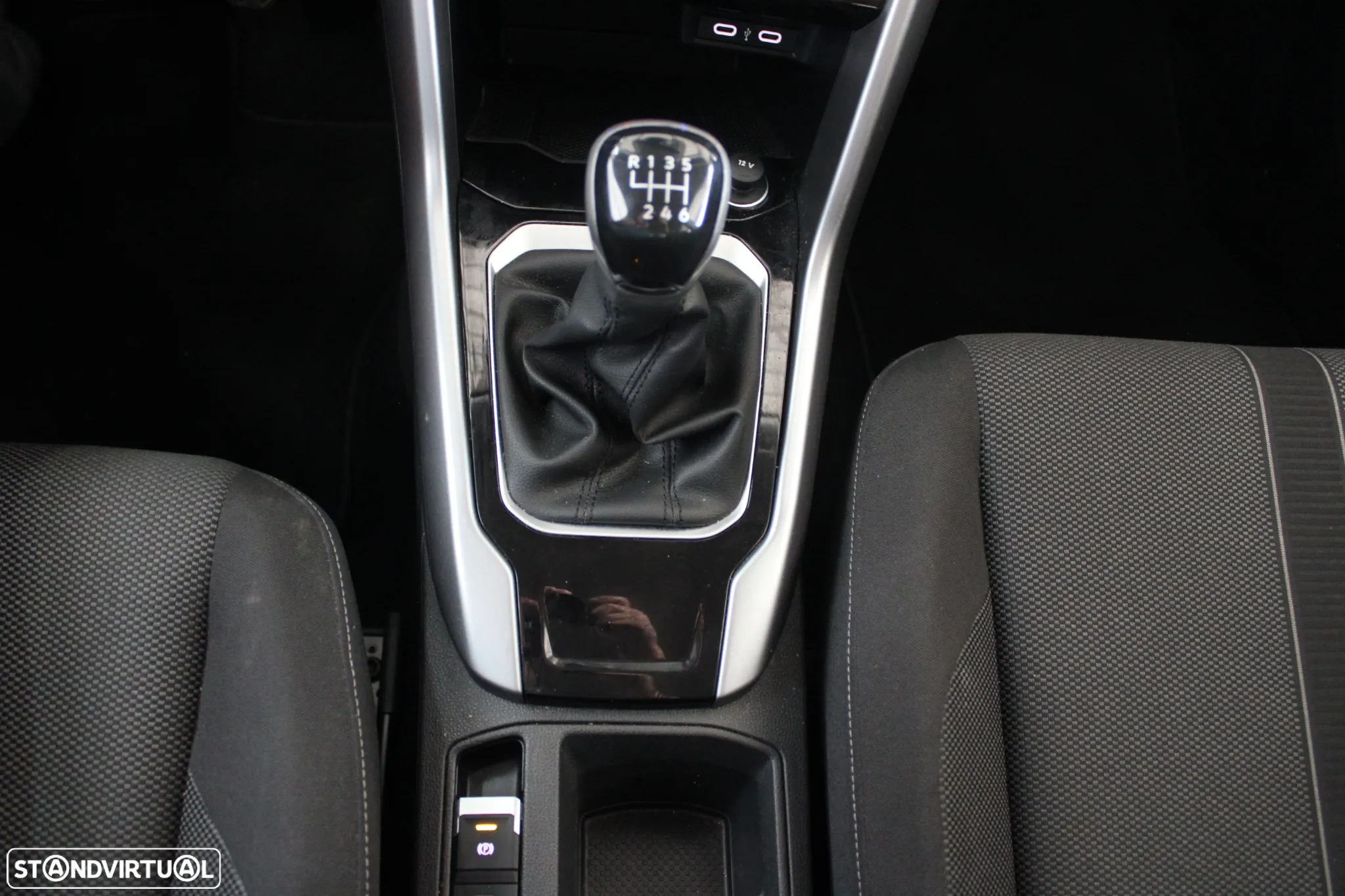 VW T-Roc 1.0 TSI Life - 14