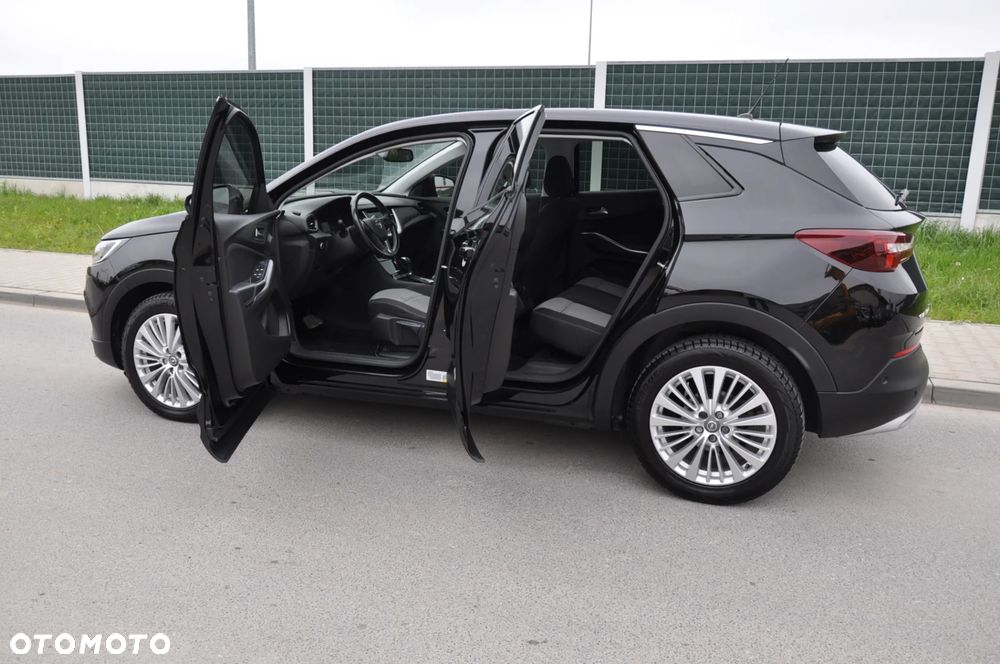 Opel Grandland X 1.2 T GPF Design Line S&S - 21