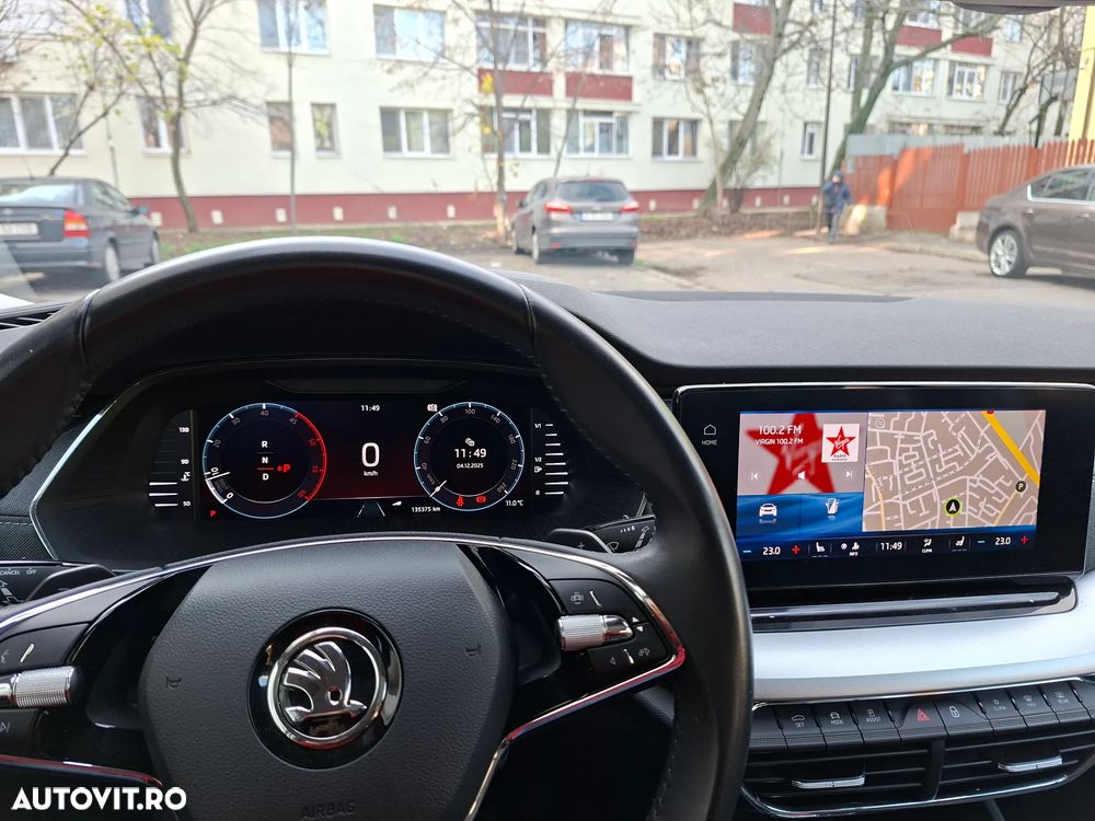 Skoda Octavia 2.0 TDI STYLE DSG - 10