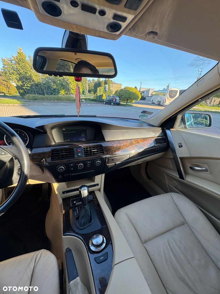 BMW Seria 5 - 12