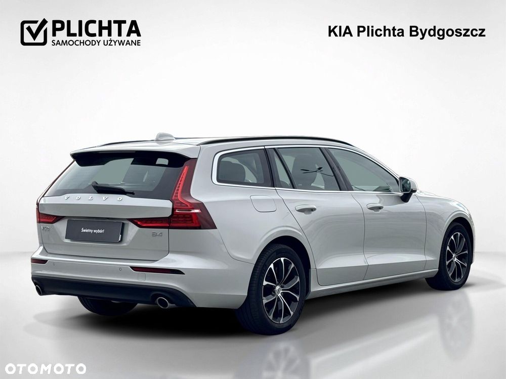 Volvo V60 2022 photo 5