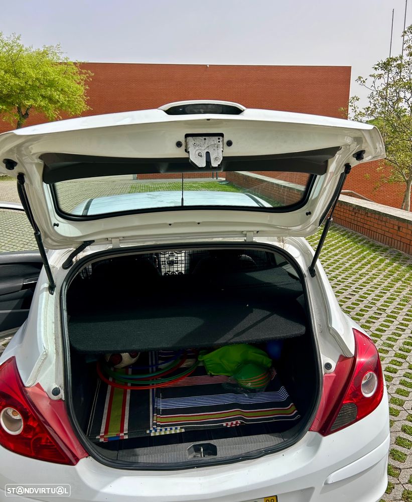 Opel Corsa 1.3 CDTi - 11