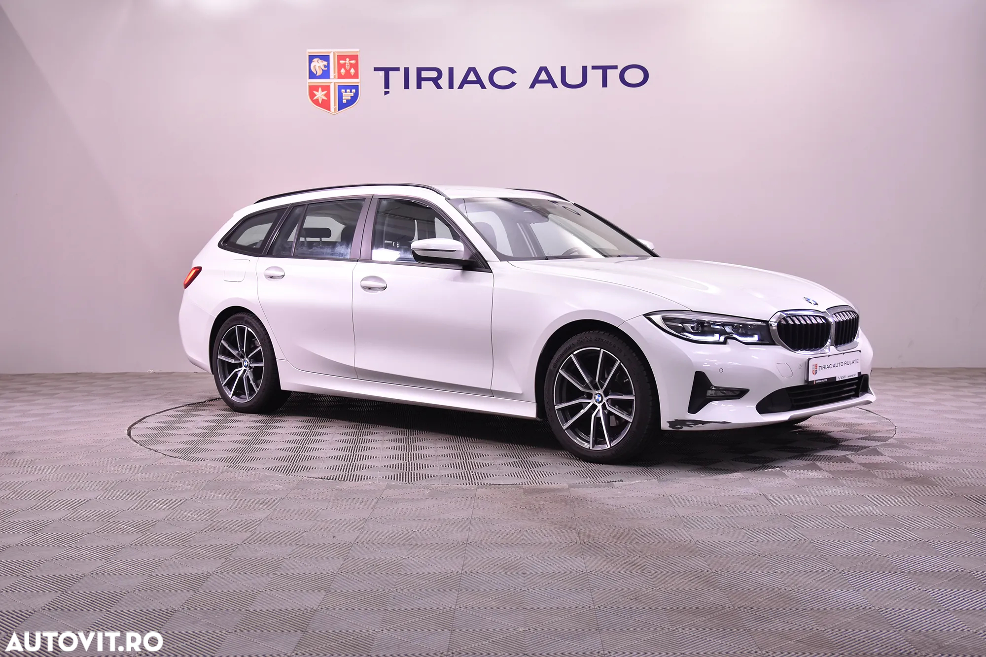 BMW Seria 3 318d Touring Aut. - 7