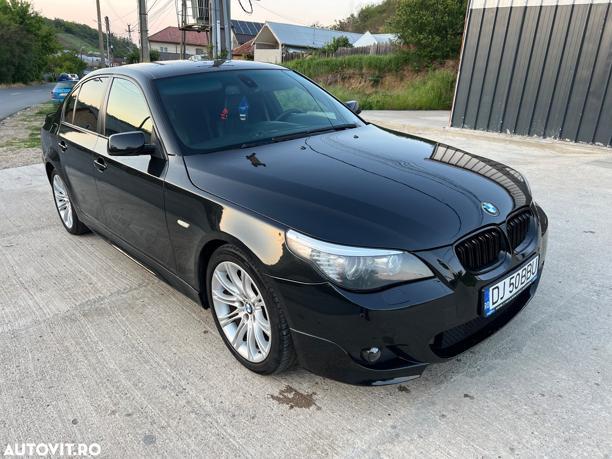 BMW Seria 5 520d Edition Sport - 3
