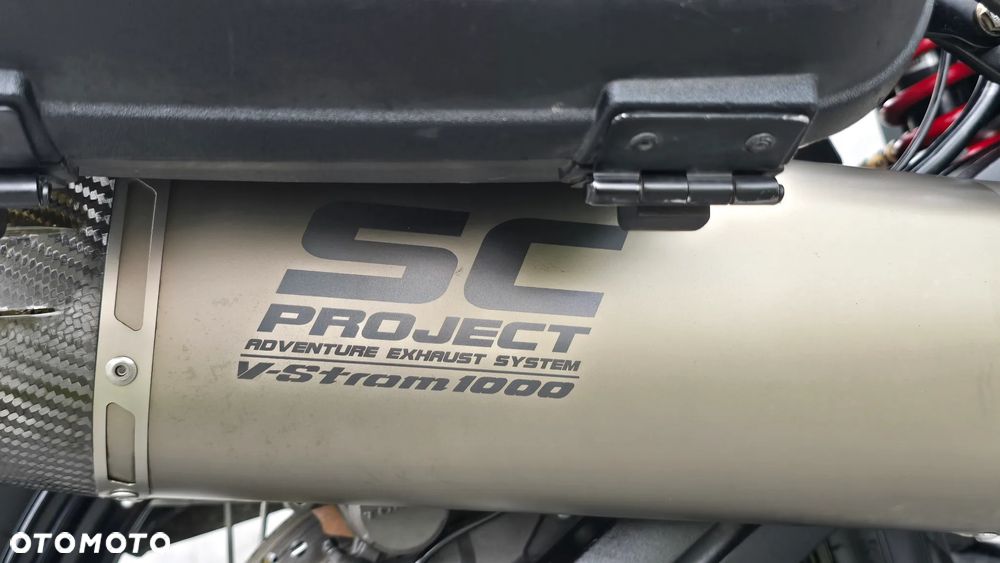 Suzuki V-STROM - 9