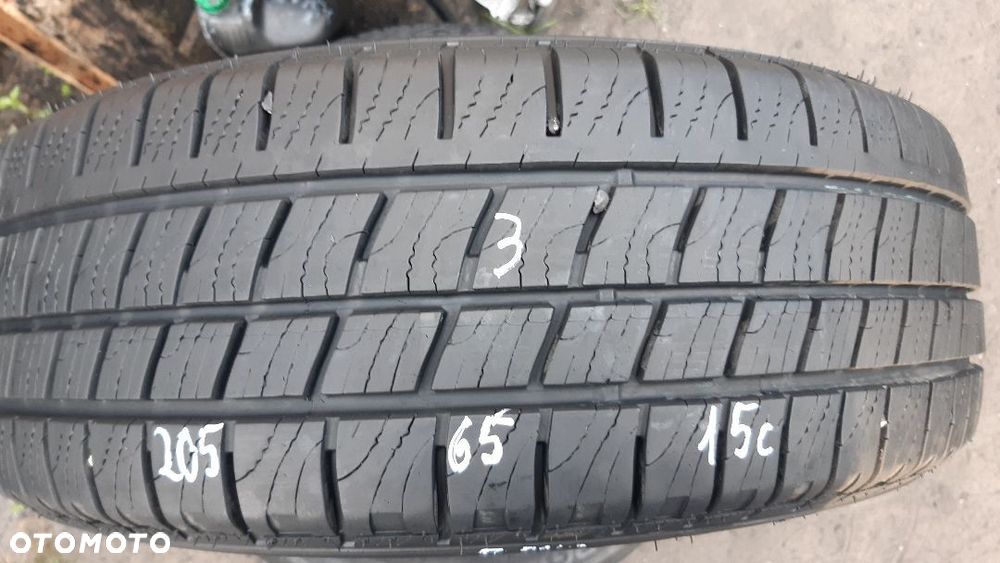 Goodyear 205/65/15c nr 3