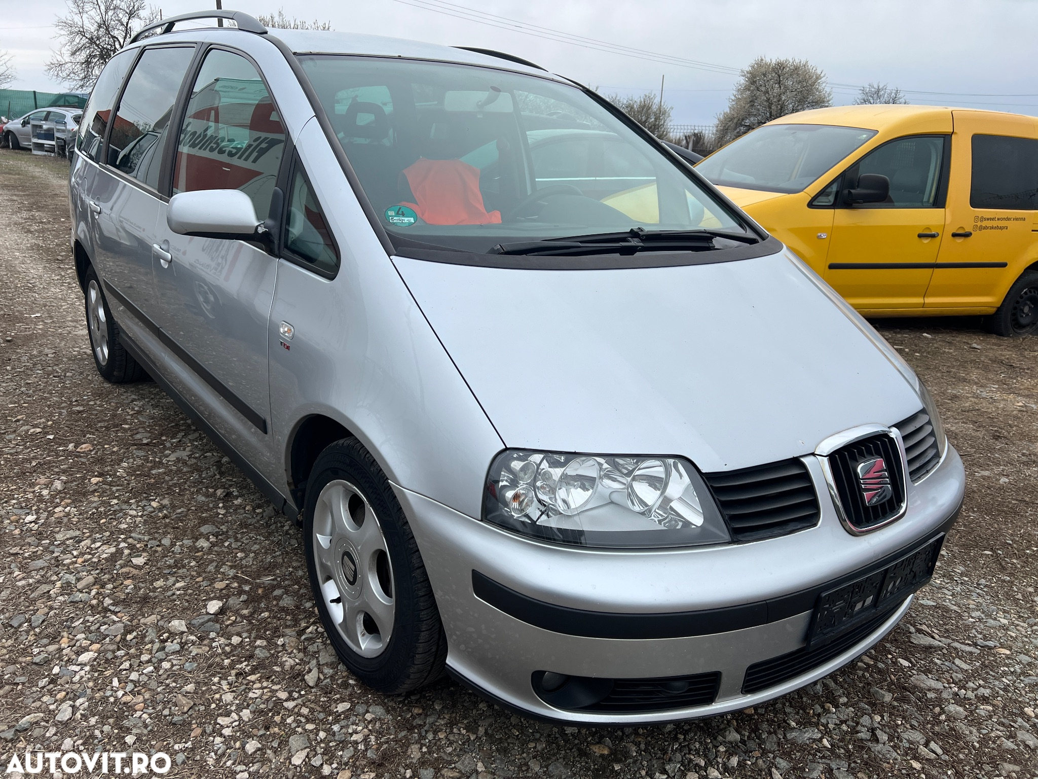 Volkswagen Sharan 2.0 TDI Comfortline - 12