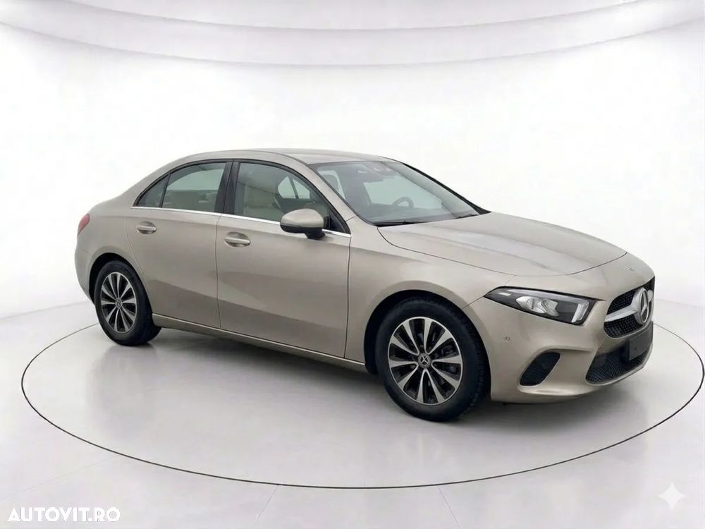 Mercedes-Benz A 180 d 7G-DCT - 2