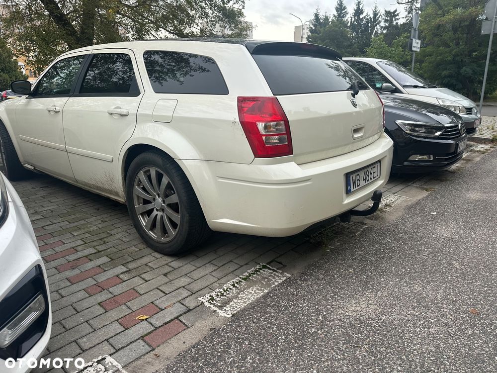 Dodge Magnum 3.5 V6 - 5