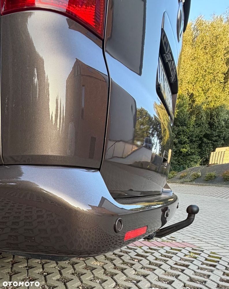 Volkswagen Multivan - 5