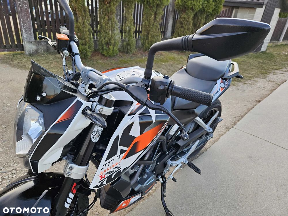 KTM Duke - 17