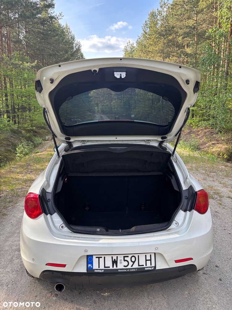 Alfa Romeo Giulietta - 10