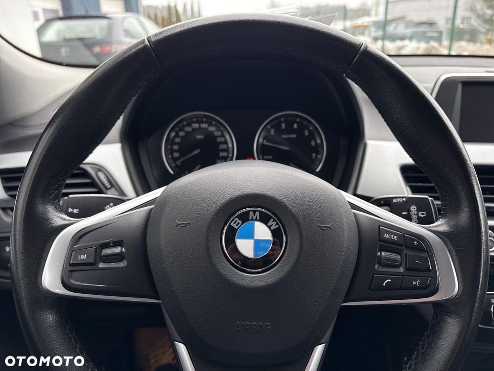 BMW X2 sDrive18i - 15