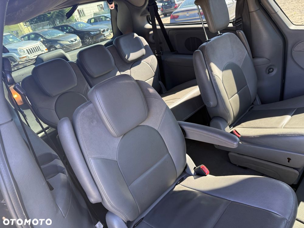 Chrysler Grand Voyager 2.8 CRD LX - 10