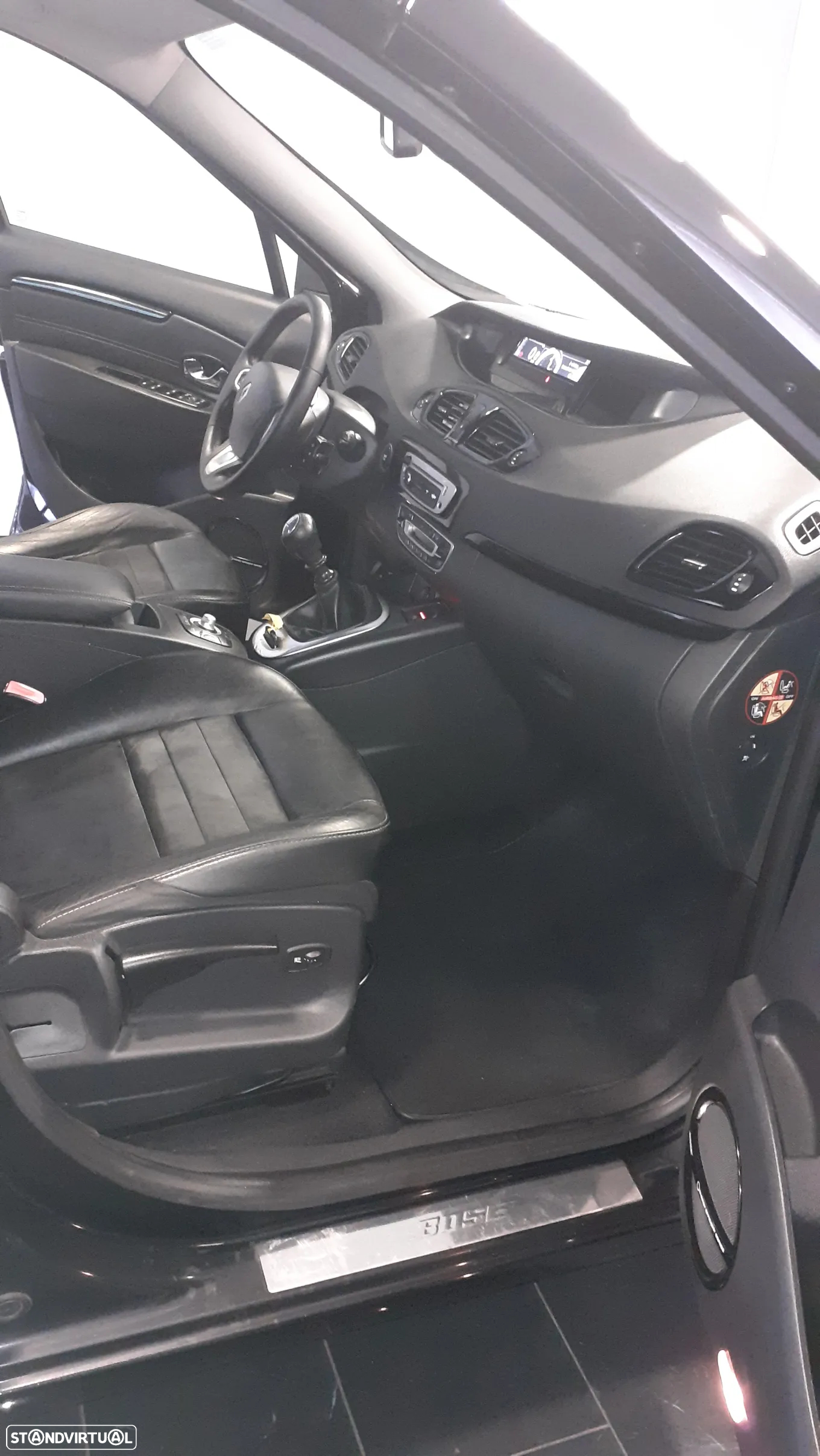 Renault Scénic 1.5 dCi Bose Edtion SS - 11