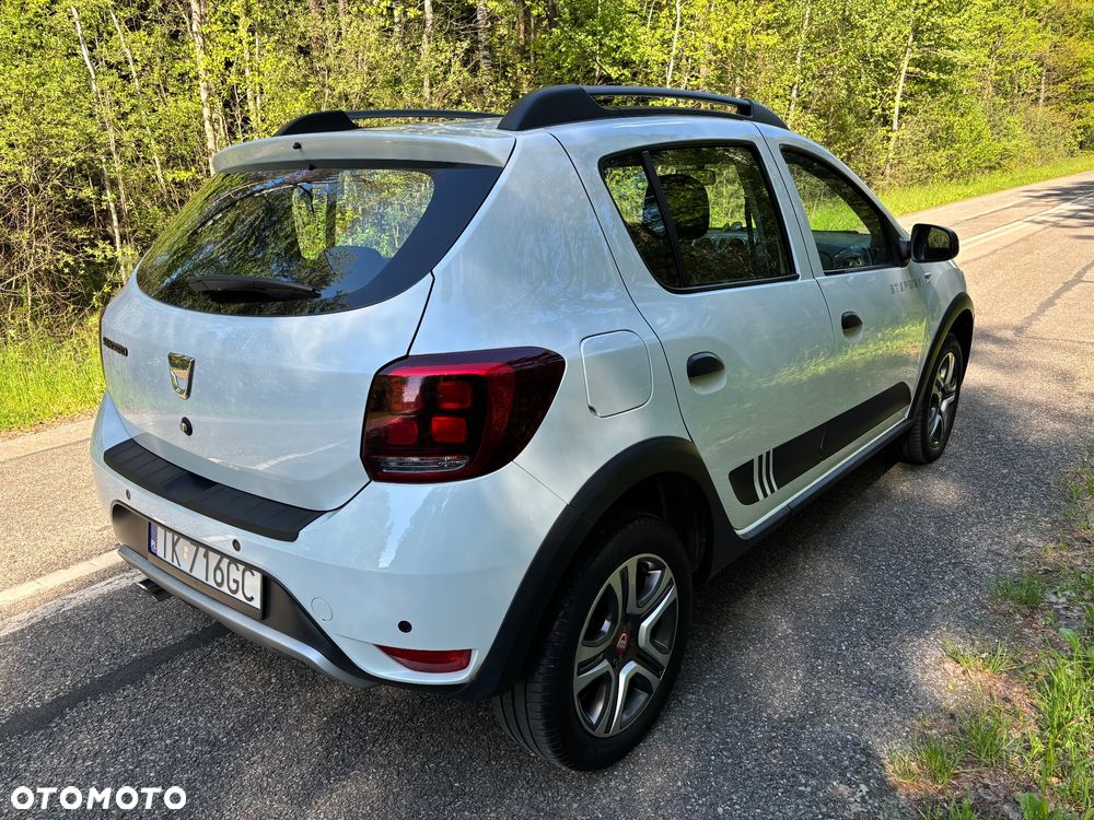 Dacia Sandero Stepway dCi 90 (S&S) Essential - 6
