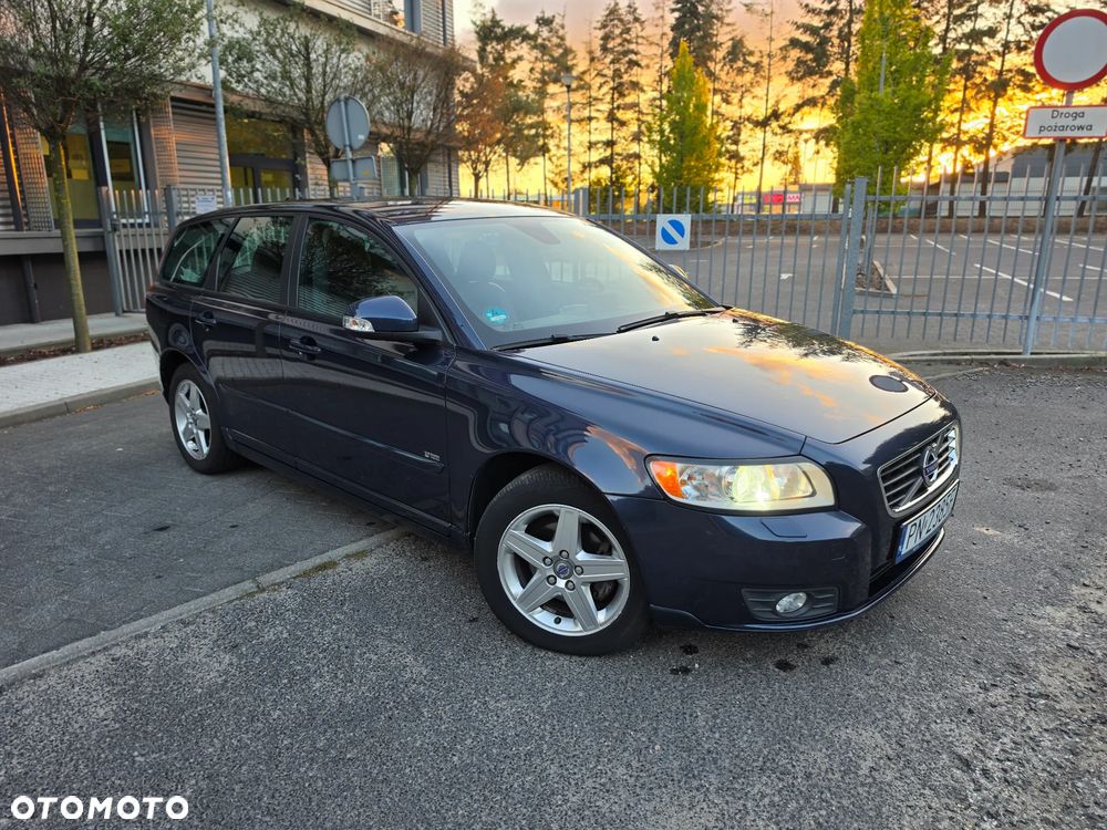 Volvo V50 - 24