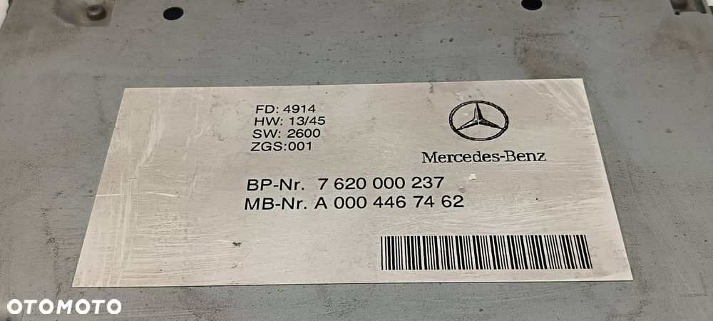 RADIO MERCDES-BENZ ACTROS MP4 1842 E6 A0004467462 - 3