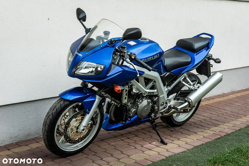 Suzuki SV - 6