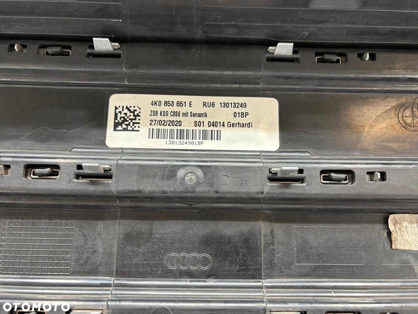 Audi S6 C8 4K Grill Atrapa Zderzaka 4K0853651E - 14