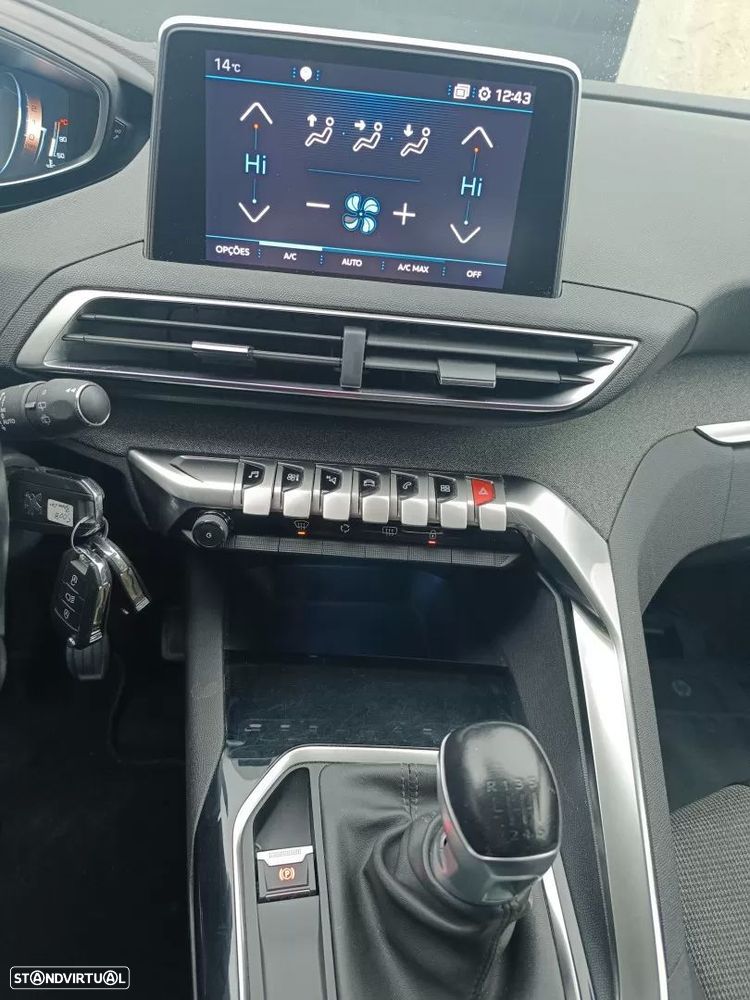 Peugeot 5008 PureTech 130 Stop & Start Allure Pack - 12