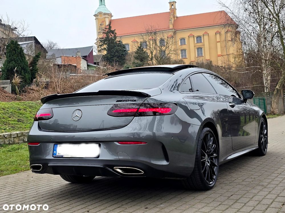 Mercedes-Benz Klasa E 350 9G-TRONIC AMG Line - 25