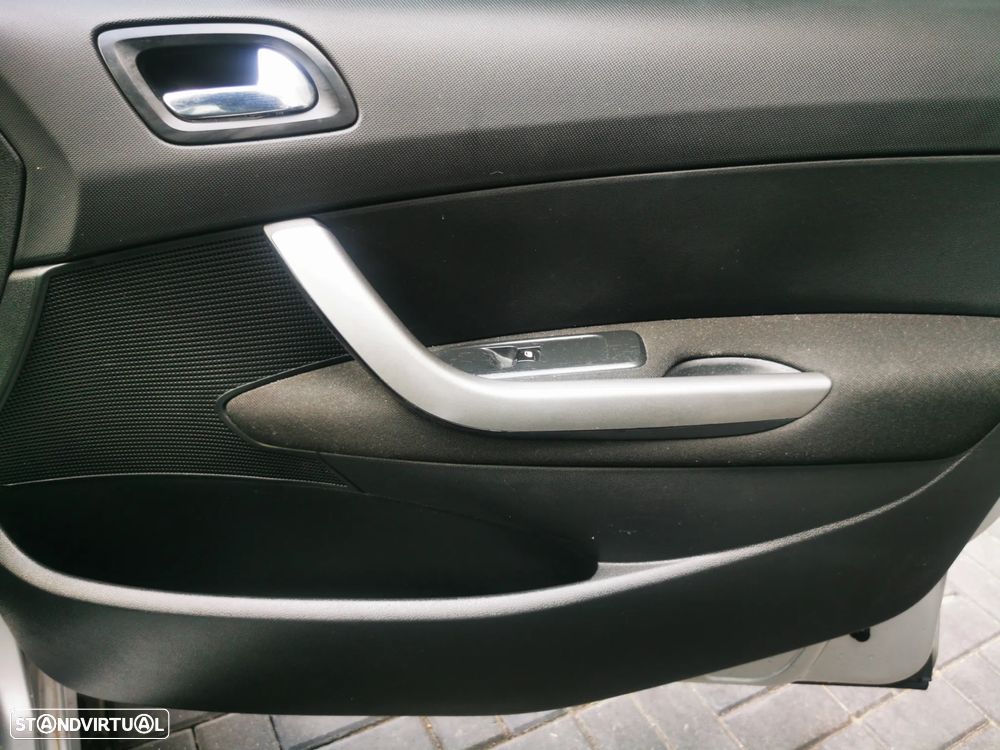 Peugeot 308 1.6 HDi Sport CMP6 - 19