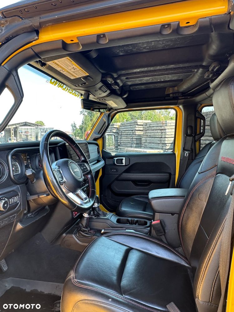 Jeep Wrangler - 8