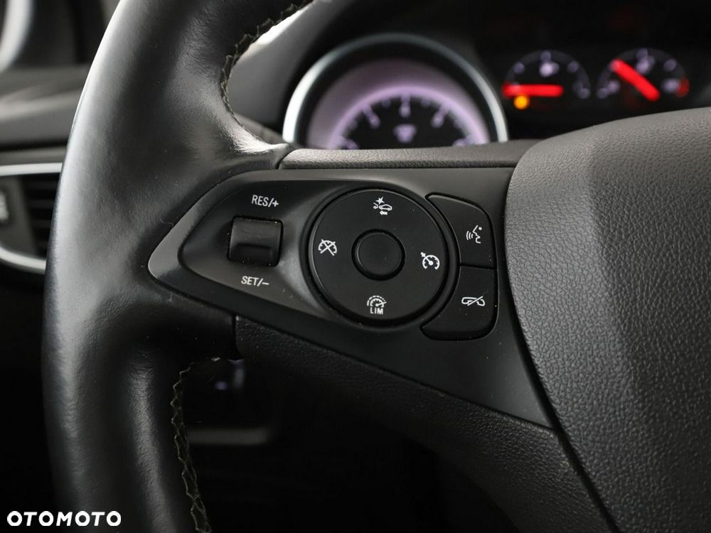Opel Astra 1.4 Turbo Innovation - 30