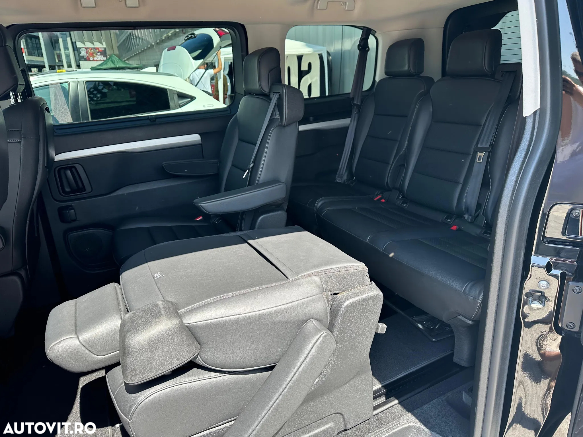 Peugeot Traveller L2 2.0 BlueHDi 180 S&S EAT8 Business VIP - 7