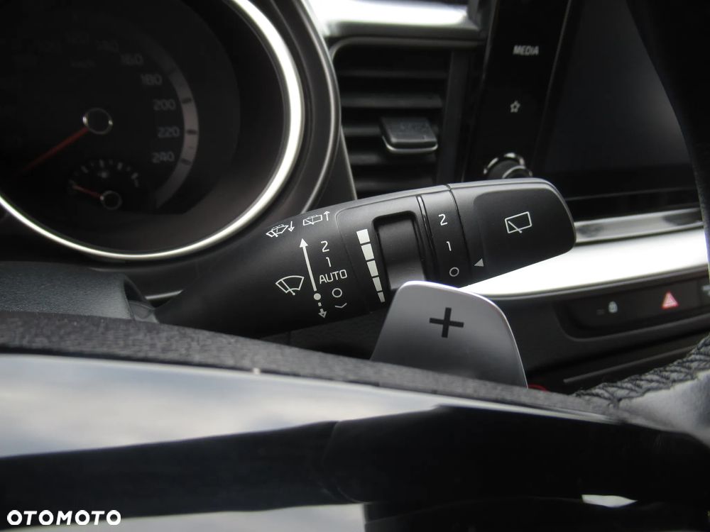 Kia Ceed 1.5 T-GDI M DCT - 15