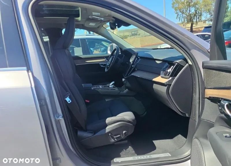Volvo XC 90 - 12
