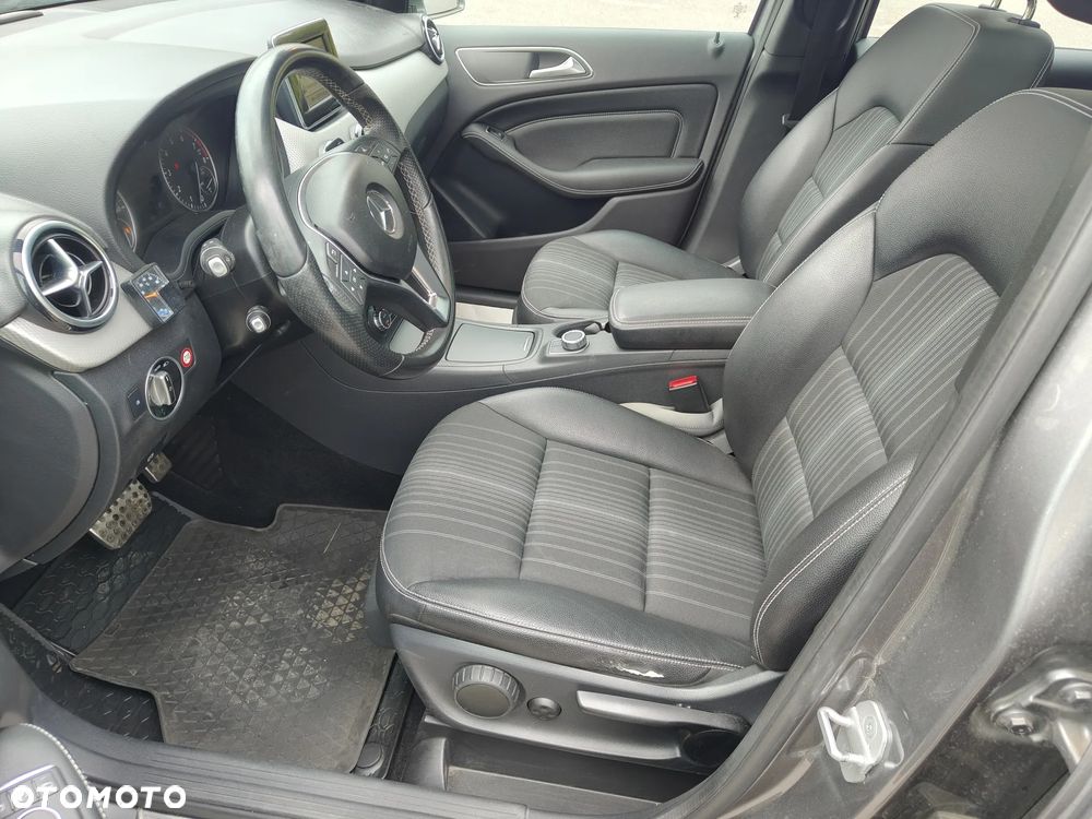 Mercedes-Benz Klasa B 250 (BlueEFFICIENCY) 7G-DCT - 8