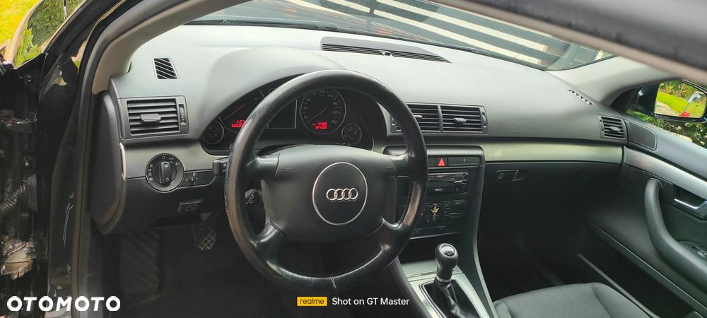Audi A4 Avant - 9
