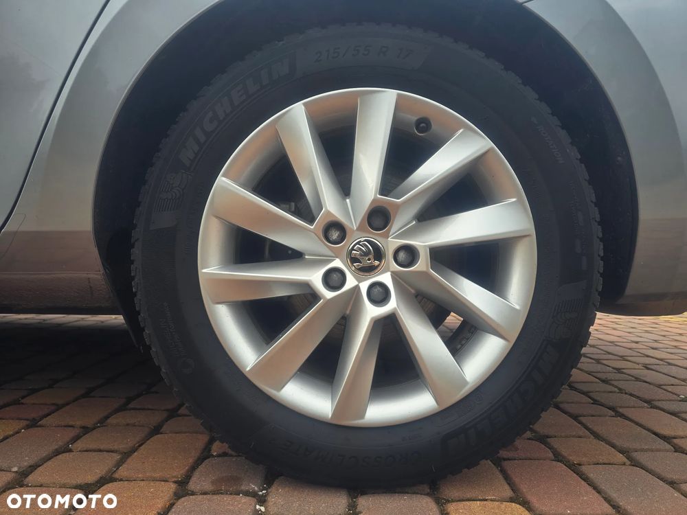 Skoda Superb 1.5 TSI ACT Style DSG - 24