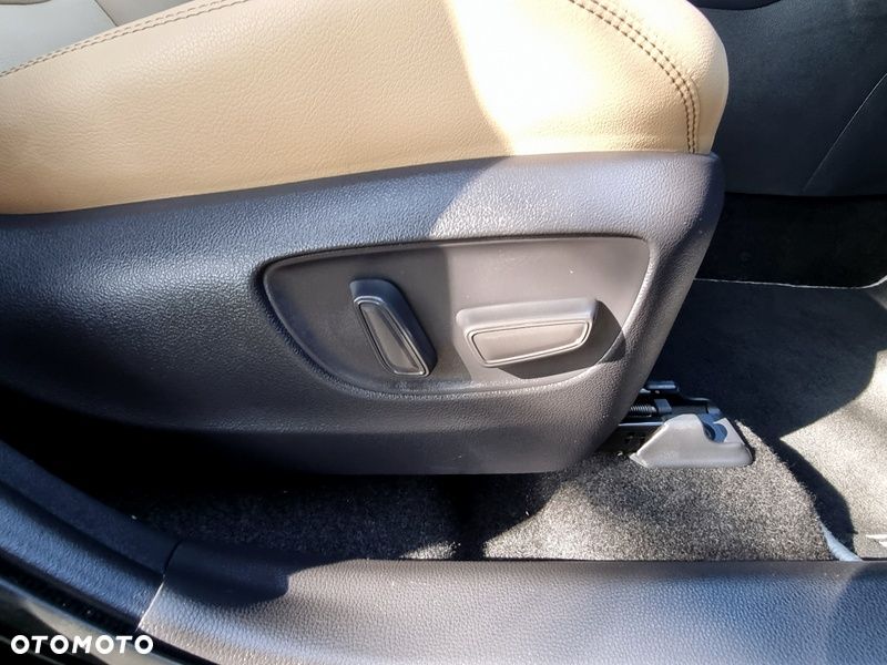Toyota RAV4 2.5 Hybrid Executive 4x4 - 22