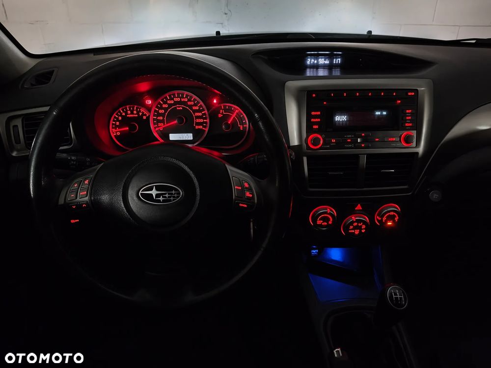 Subaru Impreza 2.0 RS - 11