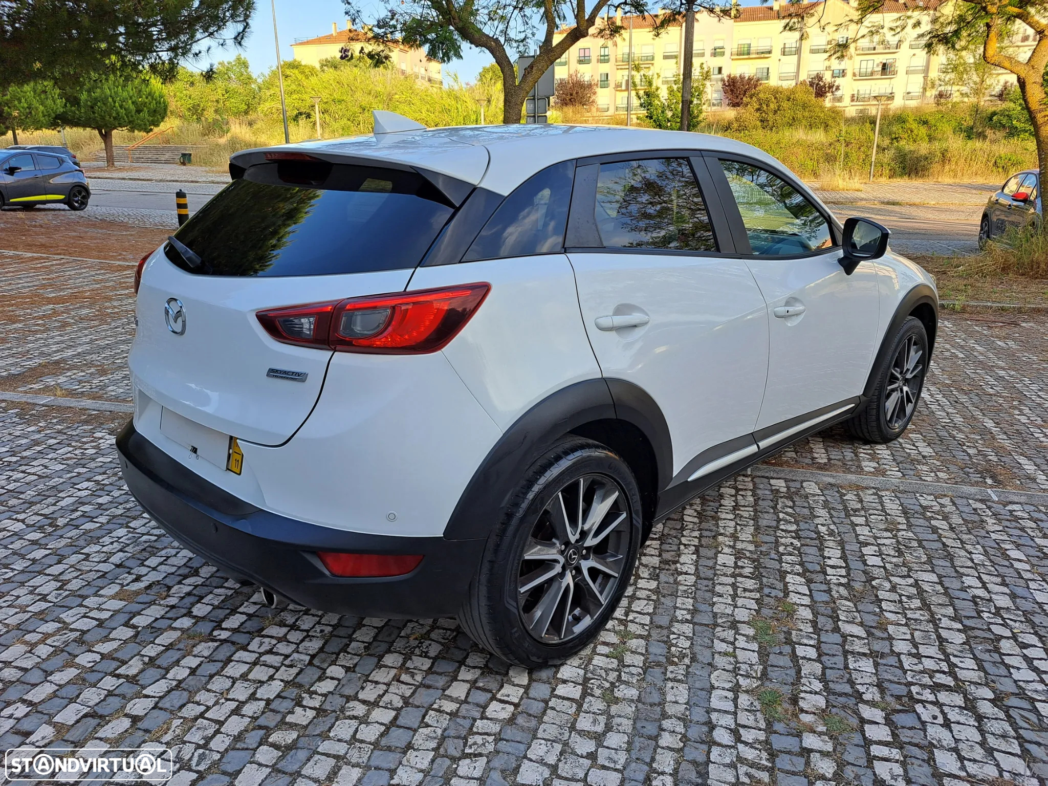 Mazda CX-3 1.5 Sky.Excellence HT Leather White Navi - 14