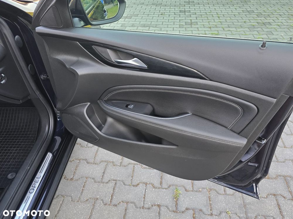 Opel Insignia 2.0 CDTI automatik Sport - 24