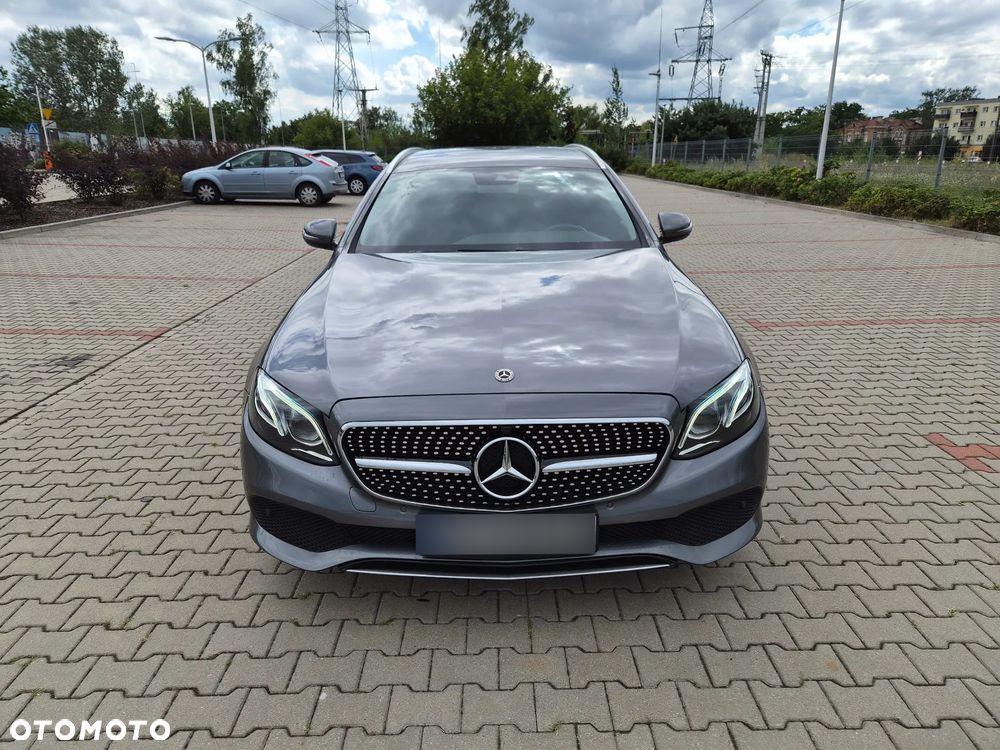 Mercedes-Benz Klasa E - 1